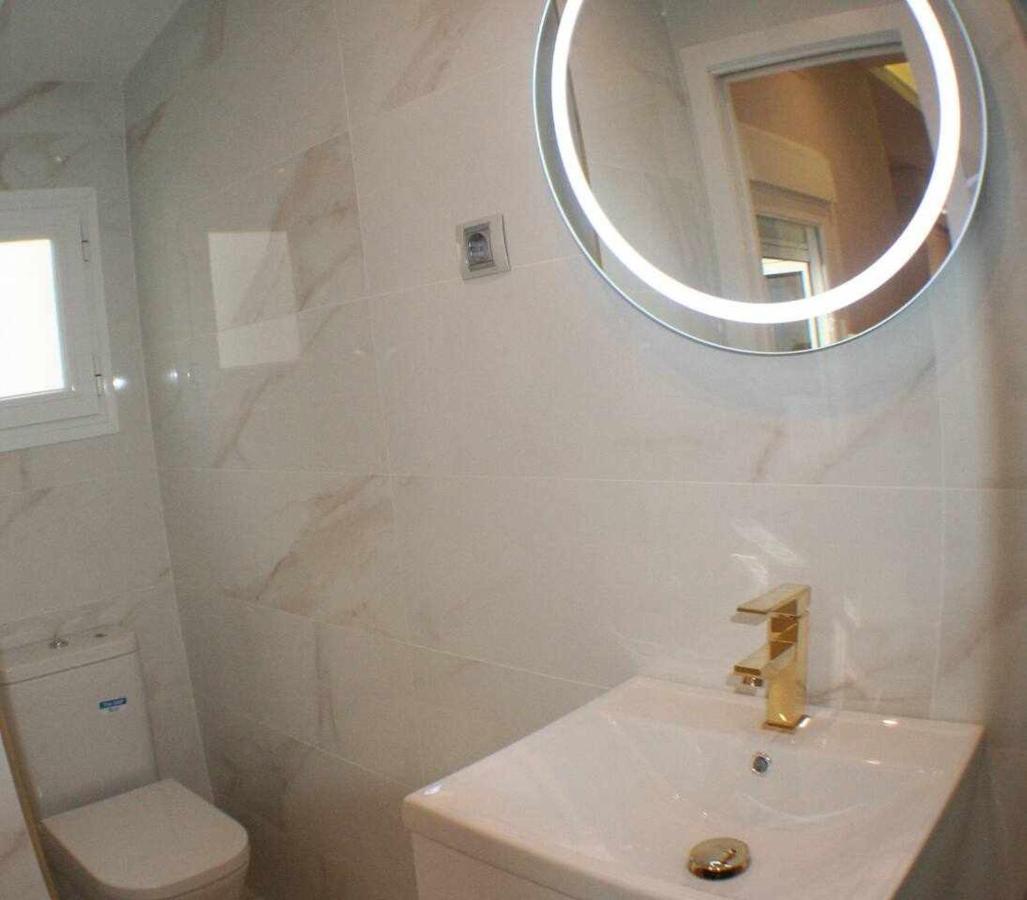 Apartamento Con Terraza Centrico Moderno Nuevo Madri Exterior foto